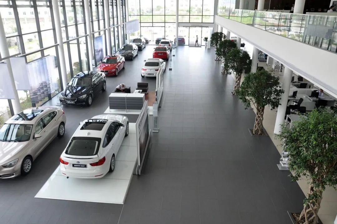 经销商与厂家的合作模式,汽车经销商经营模式和服务