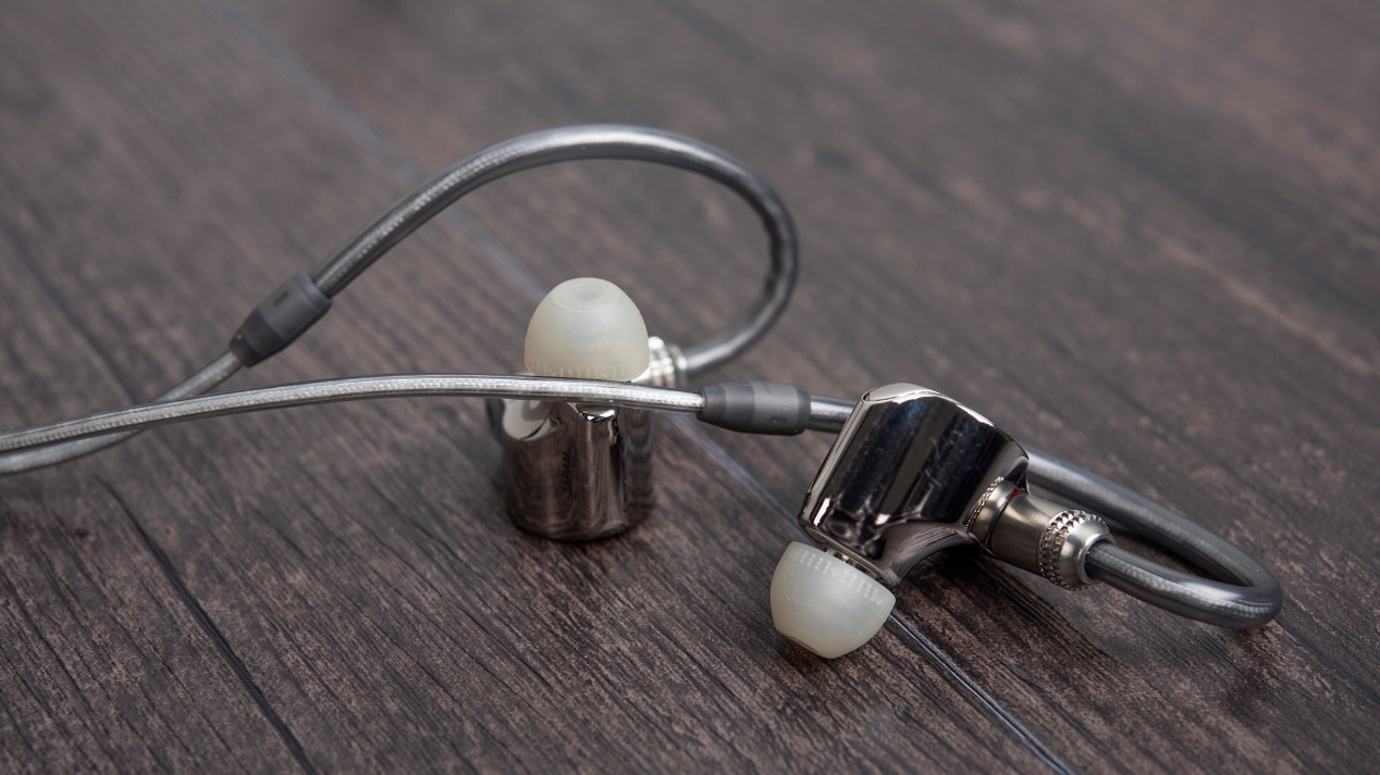 sony耳机ier-z1r评测,索尼ierz1r和森海塞尔ie900