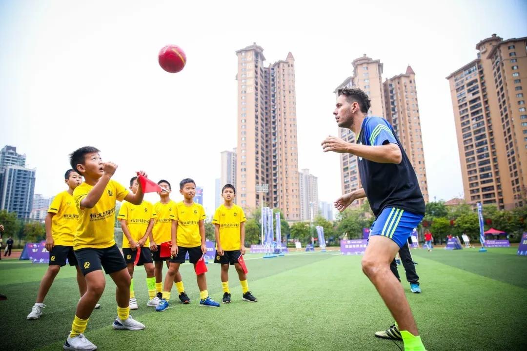 南方体育俱乐部,南方足球训练基地在哪里