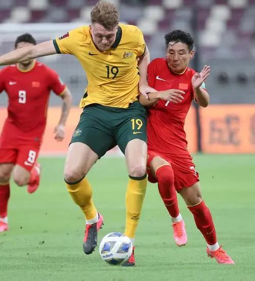 赛后发布会李铁霸气,李铁发布会逆转