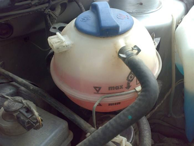 长安cs55防冻液损耗厉害什么情况,cb400f防冻液损耗过快怎么回事