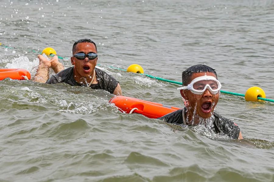 防空尖兵擎天制空大片既视感,防空兵震撼视频