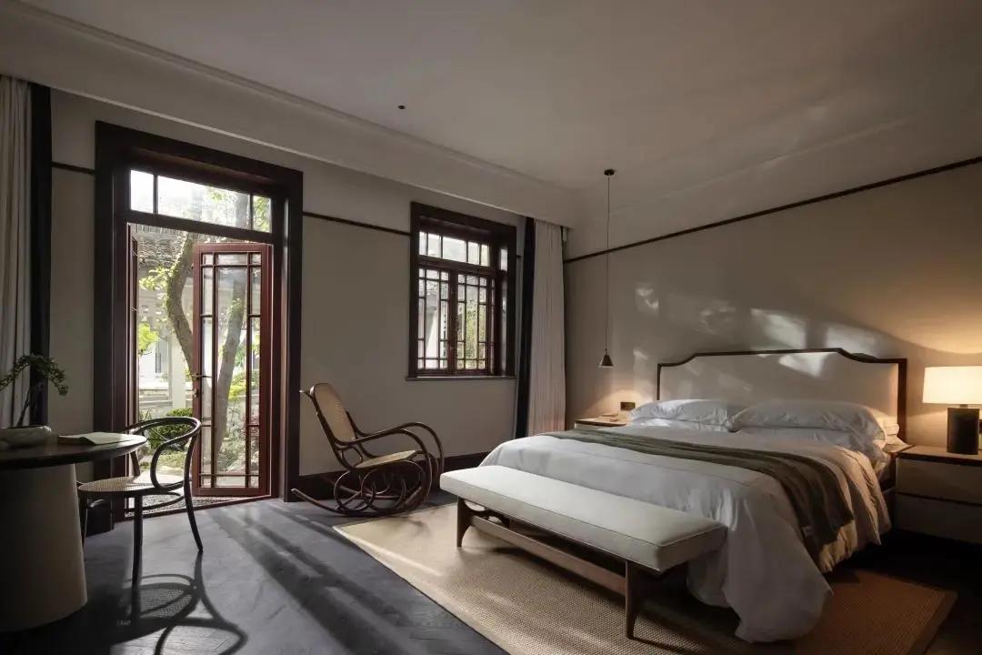 西湖边的传奇山庄，开业登顶“杭州最贵酒店”，旧址重生yyds