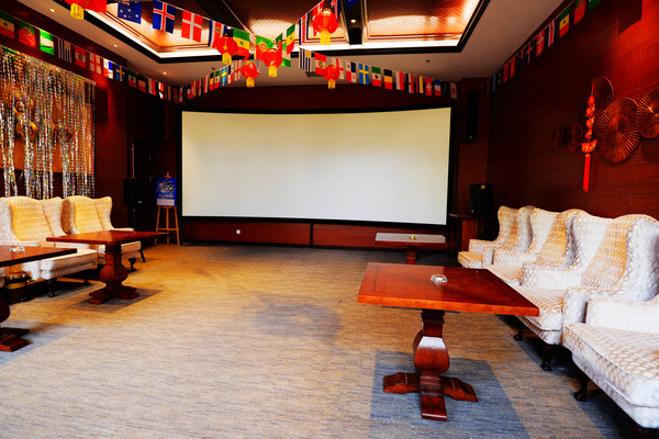 幸亏我来了再不来素材就没了,海南月亮湾的夜晚