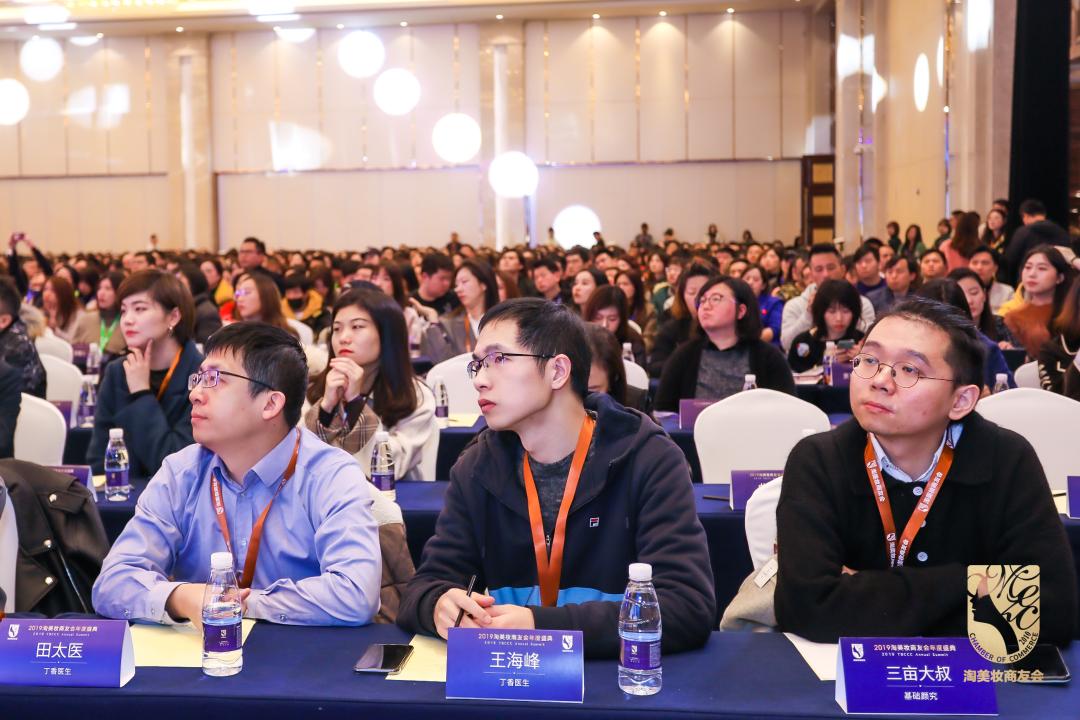 娣樺疂鐩存挱浠ｇ帇鏄摢閲屼汉,浠ｇ帇bbgillian鐩存挱