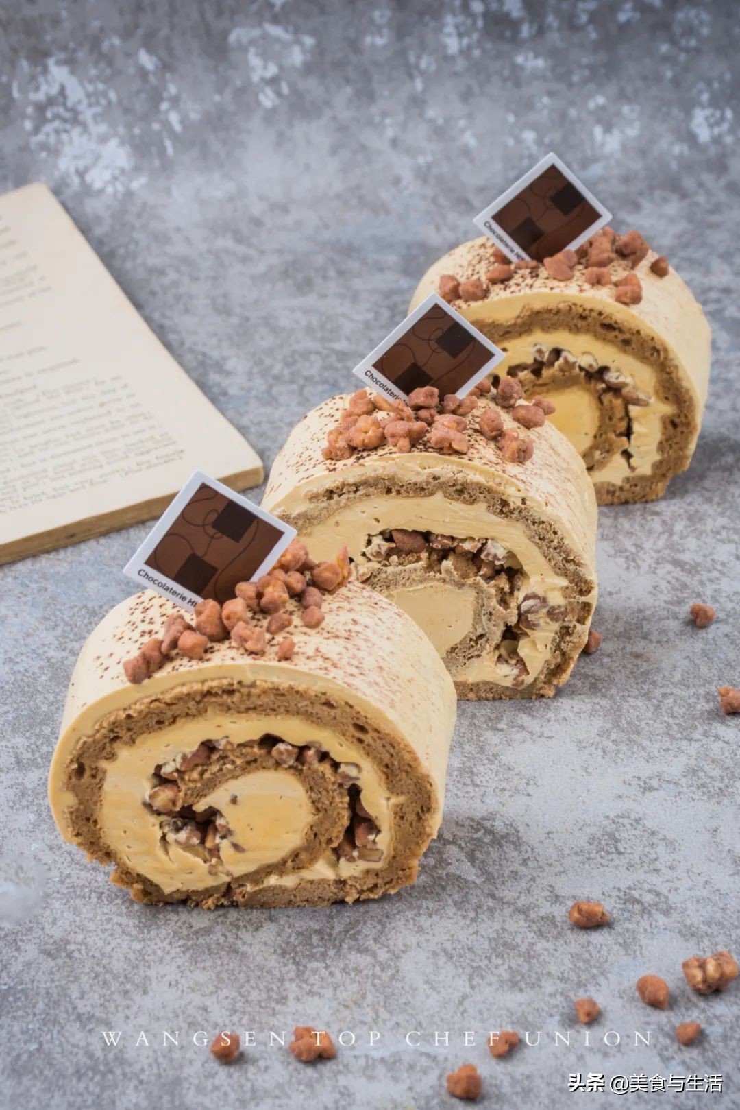 蛋糕卷怎样避免开裂掉皮,做蛋糕卷开裂怎么补救