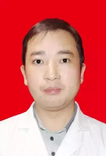 专业的健康管理专家帮您解答,中医药专家走进民众开展健康义诊