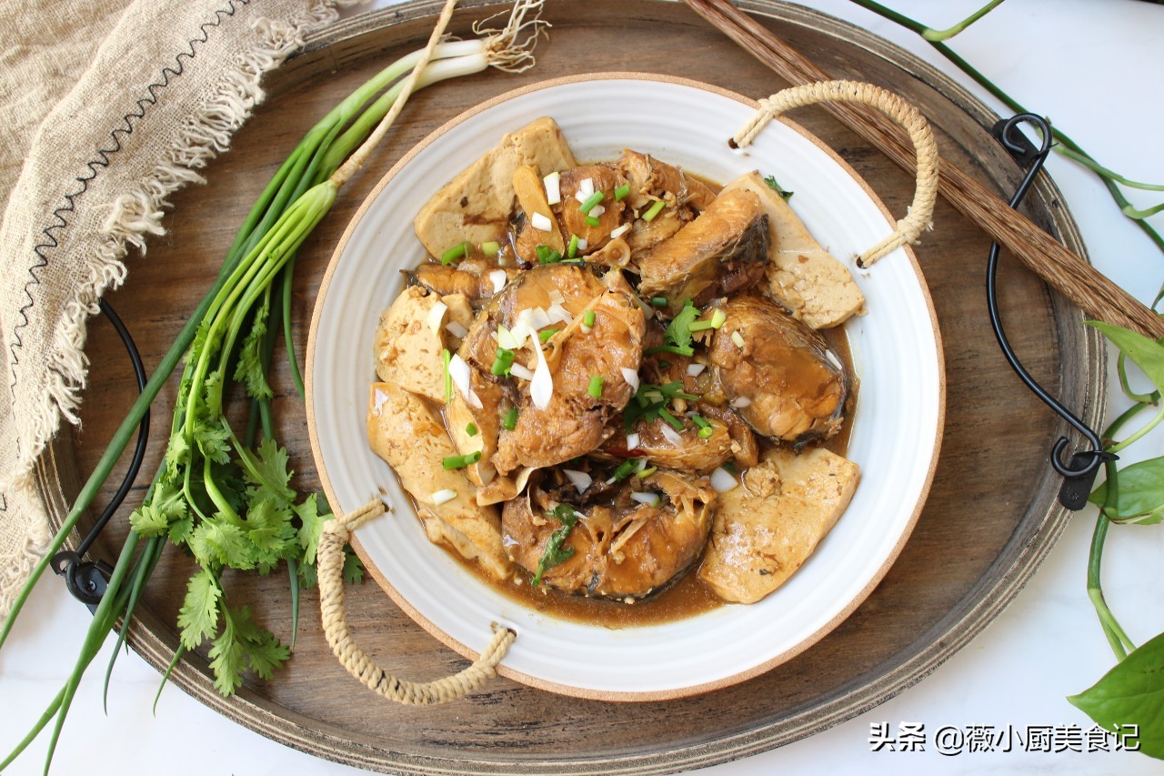 炖鱼老一辈做法,老东北美食炖鱼经典配方