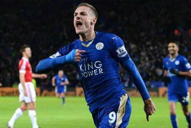 17岁为曼联出战4场造三球惊艳英超,29岁瓦尔迪曼城帽子戏法