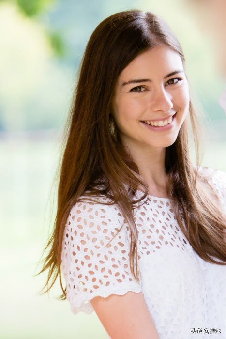 英国首相布莱尔的3岁儿子,英国唐宁街10号首相府