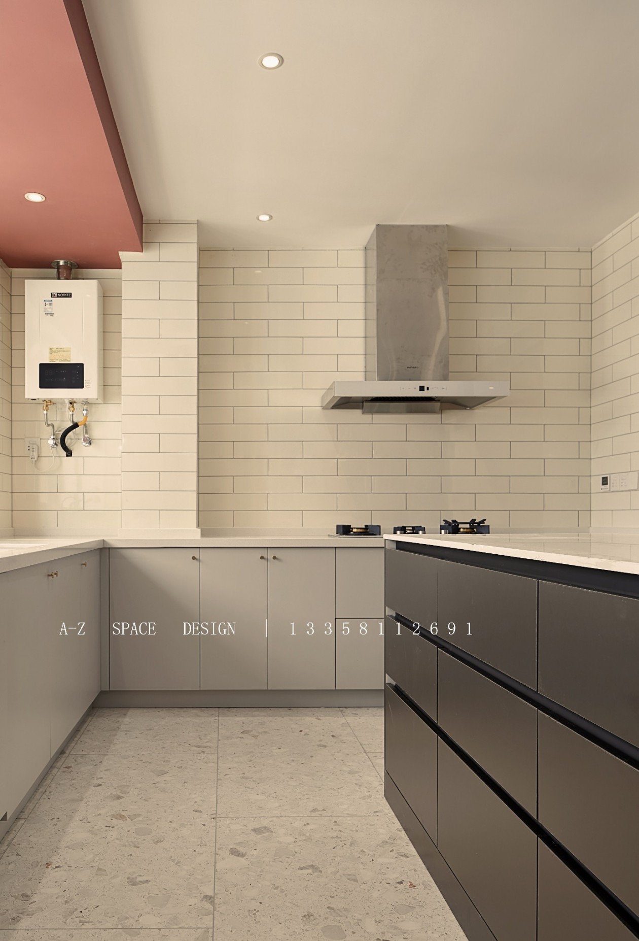 “拼一脸的缤纷染一屋的色块做最精彩的自己”原木家具最百搭