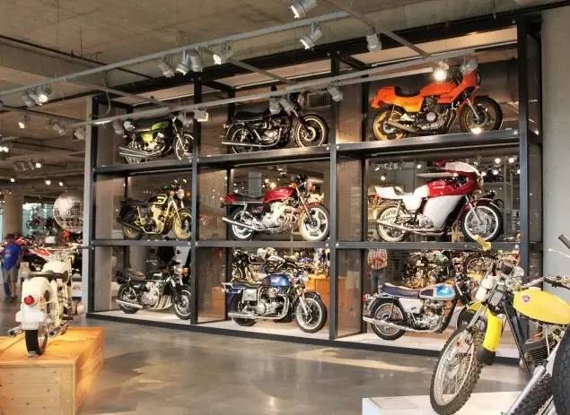 国外意大利摩托车博物馆,古典摩托车博物馆