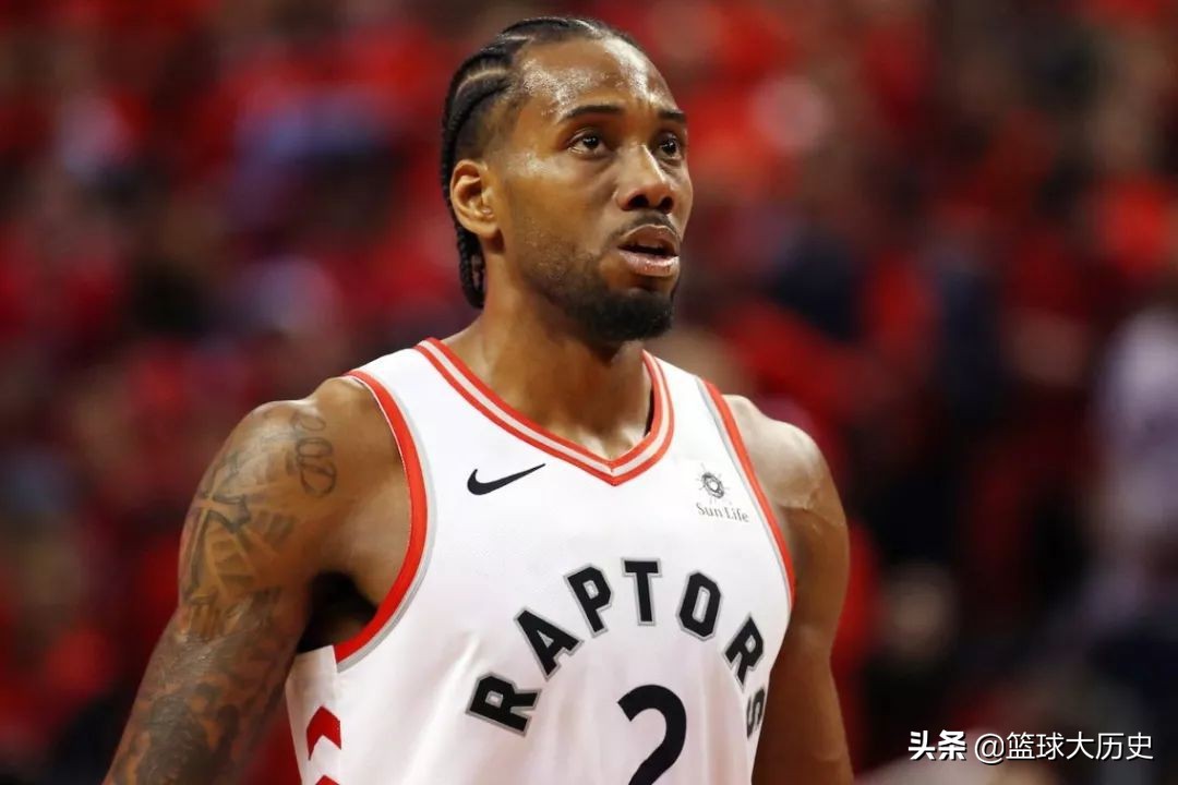 是人是鬼都在秀，只有烂泥在挨揍！这六条新闻真的太秀了