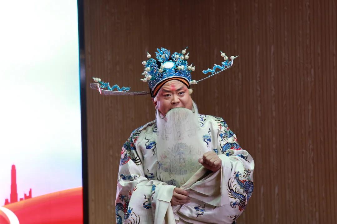 情满重阳孝亲敬老,金秋重阳敬老行浓情关爱暖人心