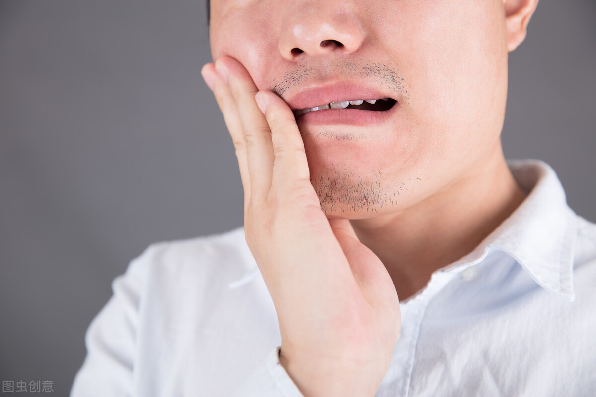 夏季上火的常见症状,夏季上火的表现