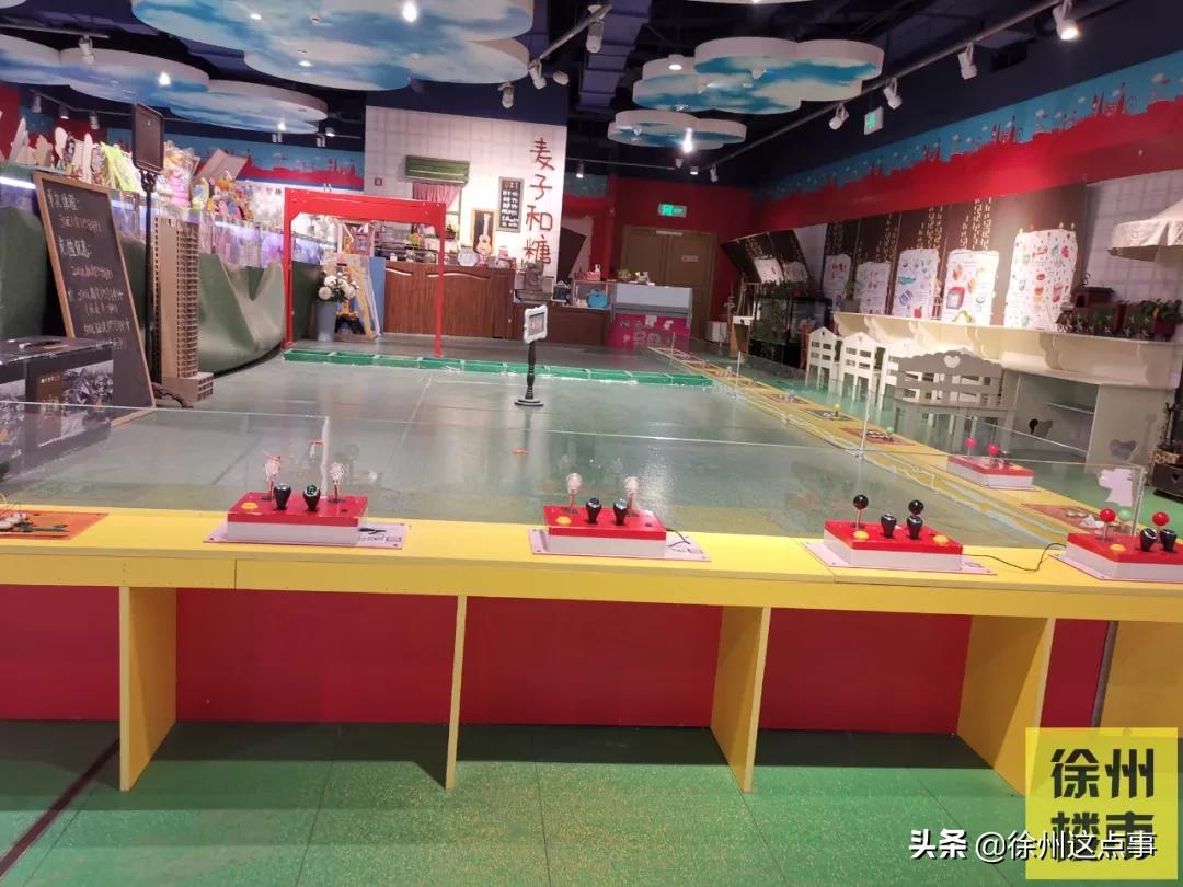 疫情来袭,三胞广场人气惨淡,多家店铺关门歇业!