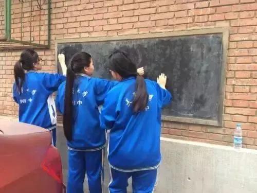 天津神仙校服,天津各个职大的校服