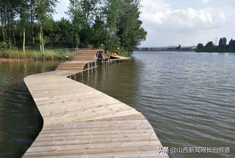 鎴戜滑韬竟鐨勬柊闂绘湁鍝簺,鎴戜滑韬竟鐨勪簩闈掍細灞辫タ