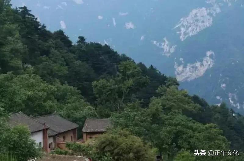 隐居终南山小龙女,一人隐居生活