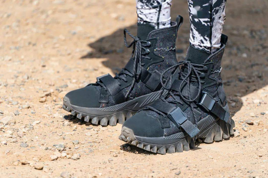 李宁吾适新款,李宁吾适5s4.0发布会