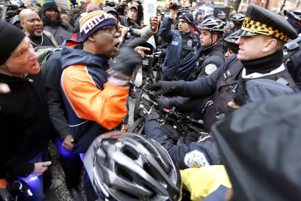 美国警察离职率为什么这么高,美国大规模警察离职