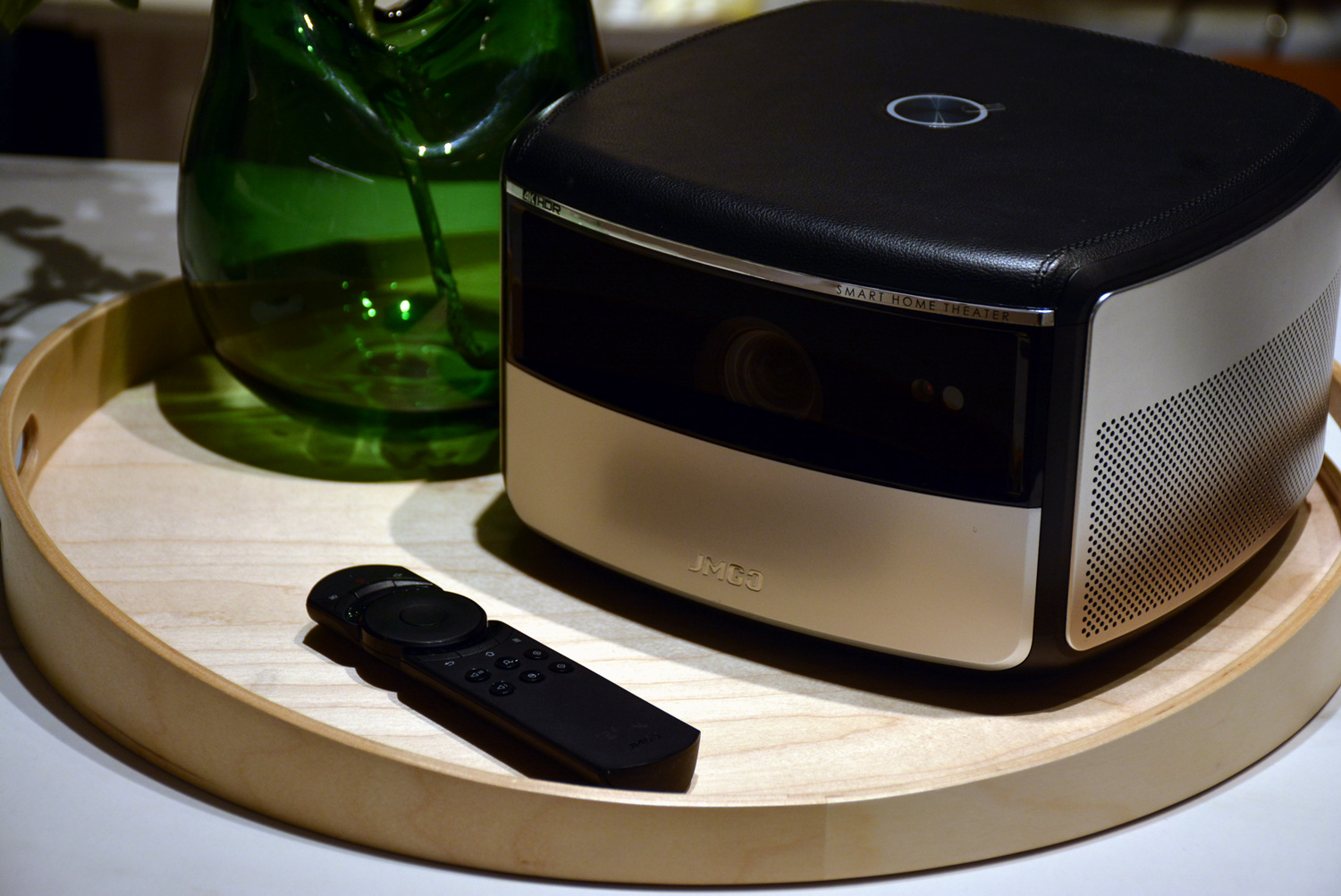 坚果4k超高清投影仪,坚果j10和当贝x3投影哪个好