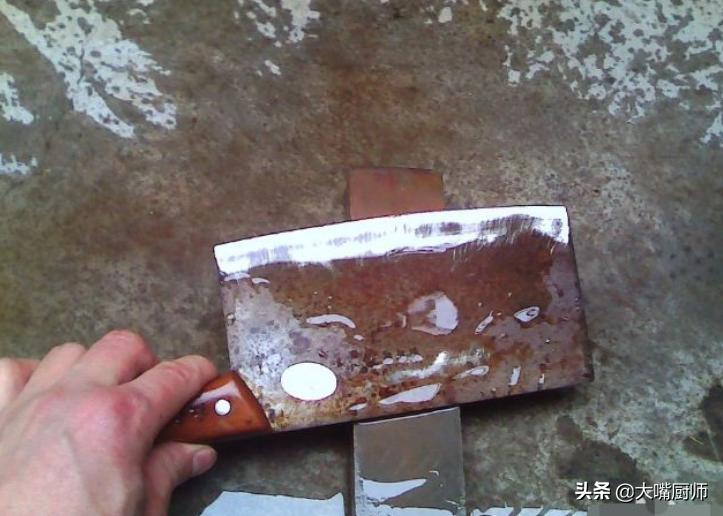 菜刀锋利小妙招,菜刀怎么磨锋利又快又有效