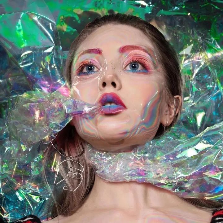 俄罗斯ellensheidlin的创意世界如鬼马精灵本马