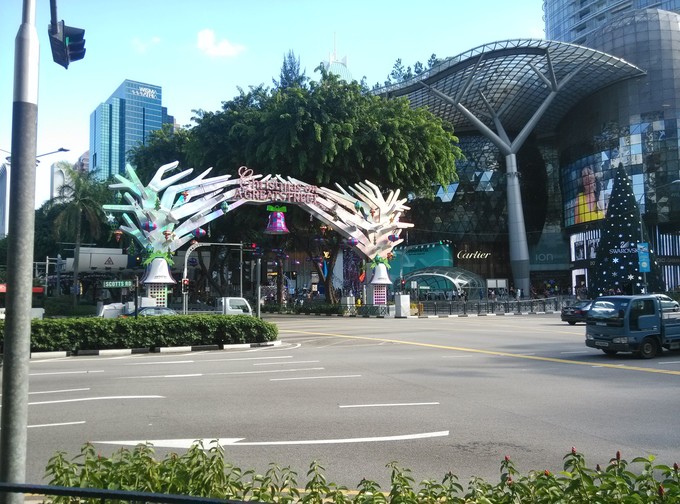 去新加坡必买的东西清单,想去新加坡买一辆车去哪个城市