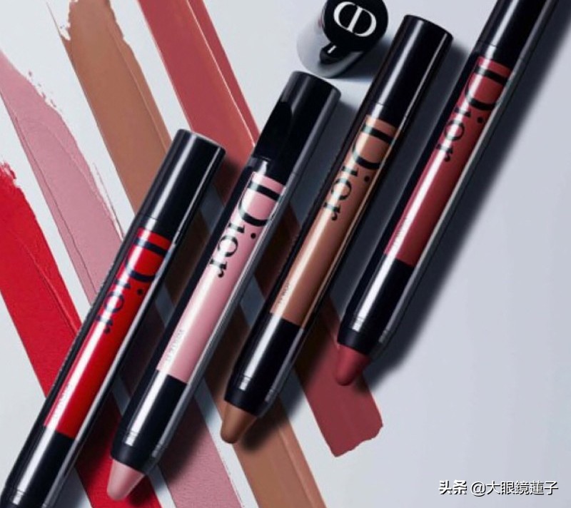 玩转这一季唇上风彩,迪奥新品限定唇膏笔