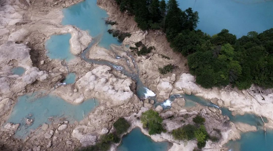 2017年九寨沟地震预兆,地震前的九寨沟人间仙境