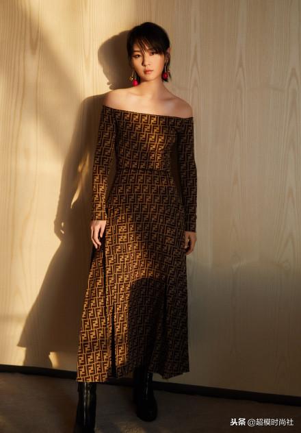 fendi皮草值得买吗,fendi走秀羽绒服