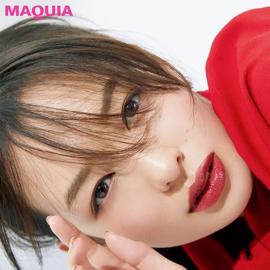 哇哦！这位“日杂美妆一姐”原来已经是当妈的人了？