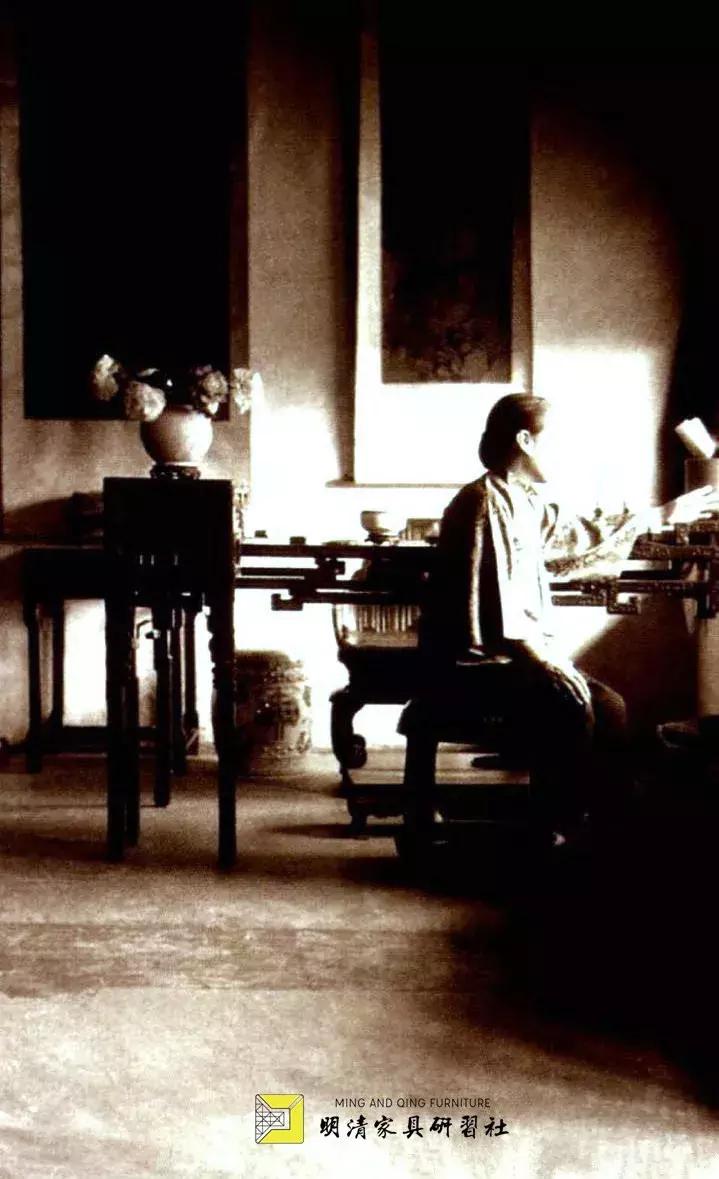 斤墨工巧：一桌六腿的进化与消亡