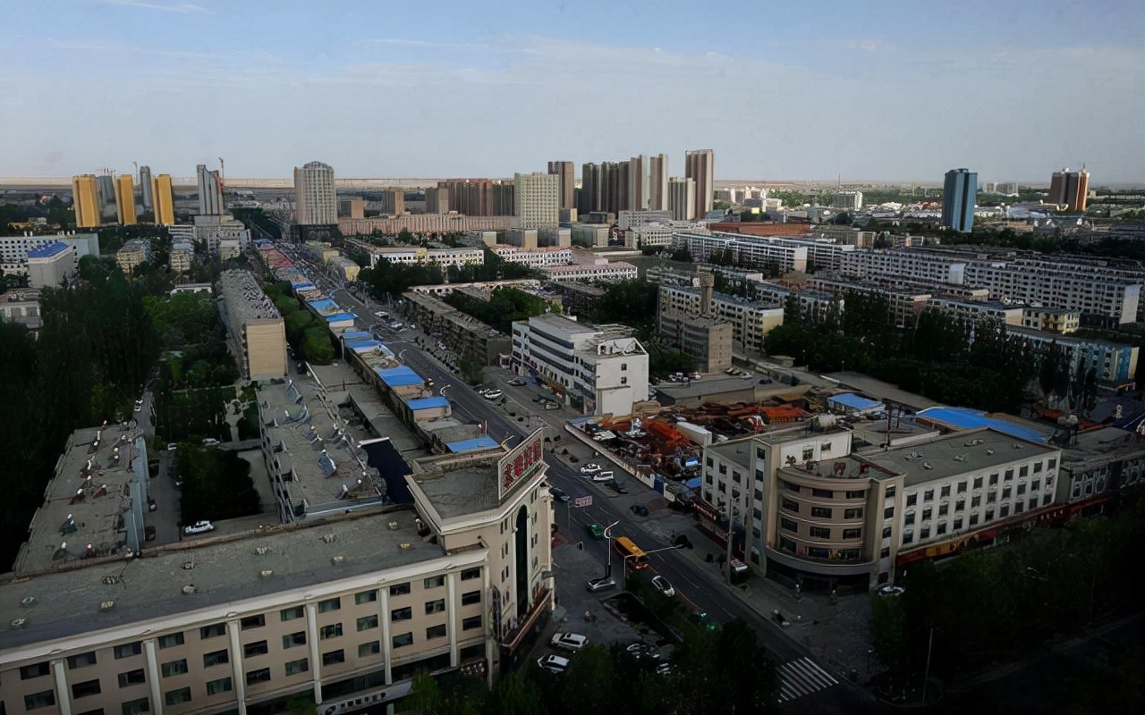 去格尔木的感受,第一次去格尔木会不会有高原反应