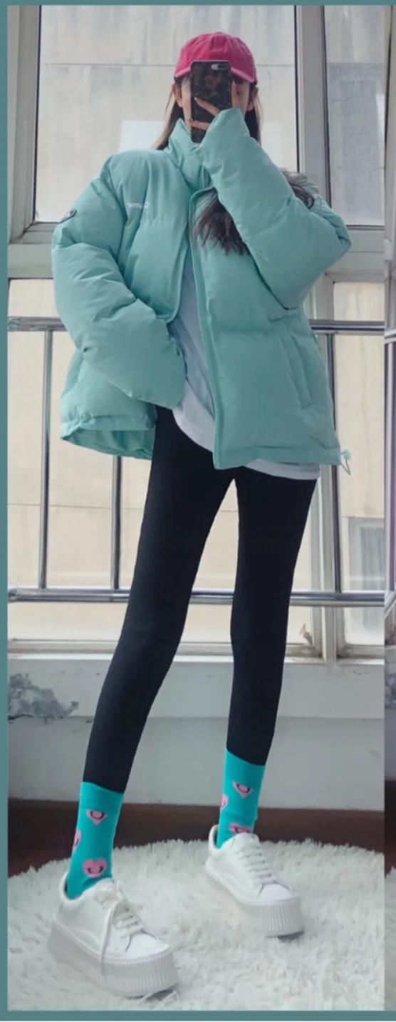 长款羽绒服搭配鲨鱼裤好看吗,香槟色羽绒服搭配灰色鲨鱼裤