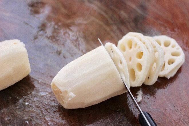 炸藕合的面糊加食用油起什么作用,炸藕合怎么做才酥脆好吃