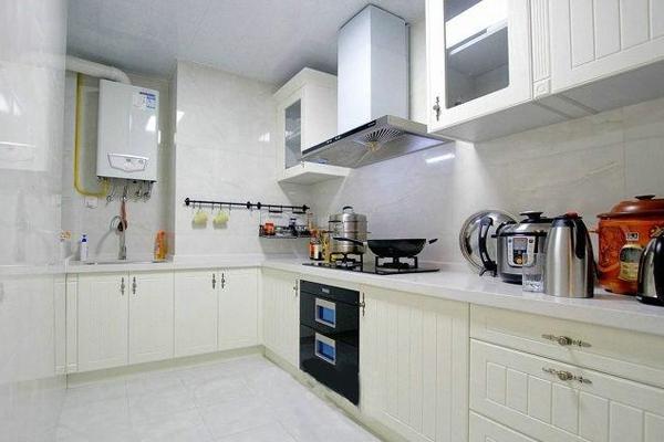 万和燃气热水器点燃一会又熄火e3,万和热水器出现e3码有报警音