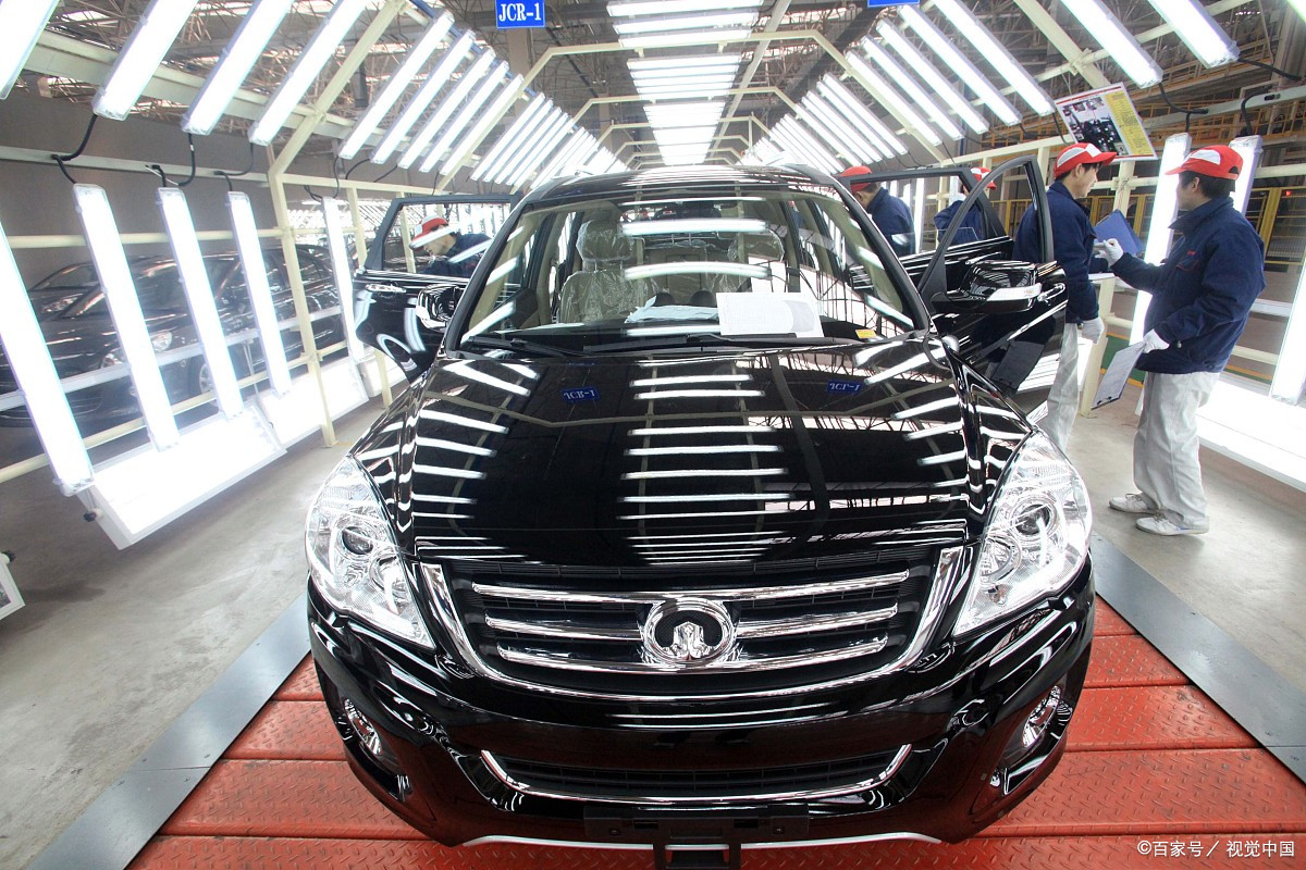 汽车贴膜后多少小时能开窗,奔驰汽车贴膜需要多久可以开窗