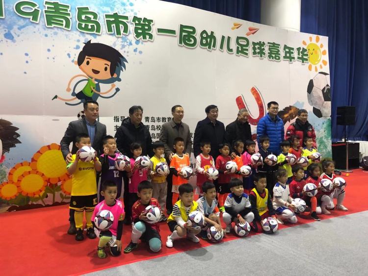 青岛城市少儿足球联赛,足球就是这么踢