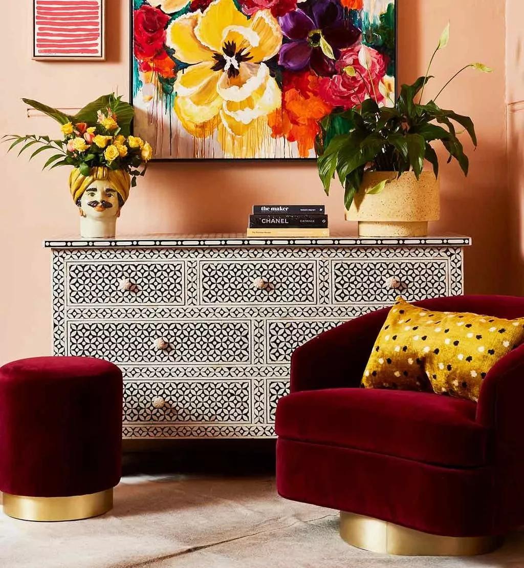 一家匠心别具的新潮家居买手店,她打造了一家美如画的家居买手店