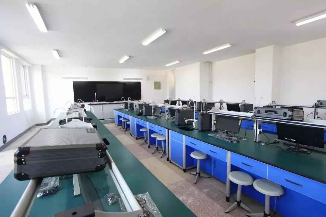 南阳第2完全学校,南阳第三个完全学校