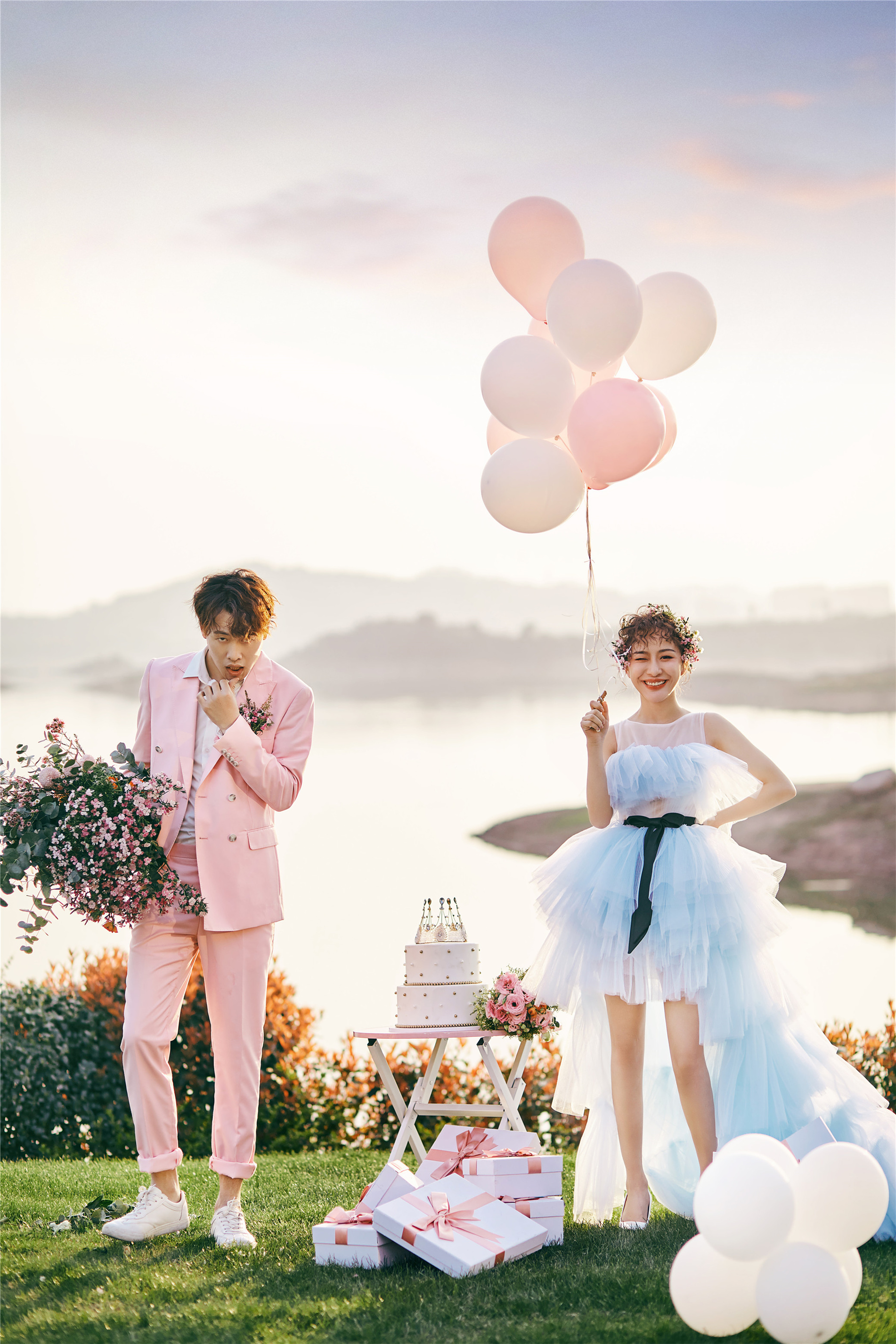 旅拍可以拍哪种婚纱照风格,旅拍创意婚纱拍摄错位照