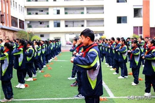 武术三字经,三字经大课间武术操视频完整版