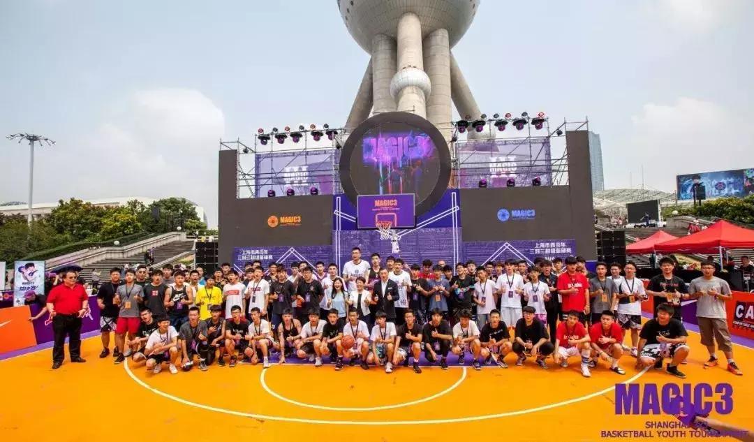 大鲨鱼罗汉琛、施宇晨出战，张兆旭解说，这是场什么比赛？