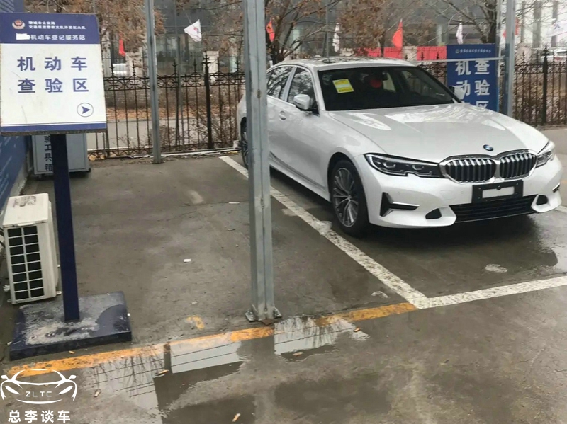 新款宝马3系到底值不值得买,近几年的宝马3系最值得买