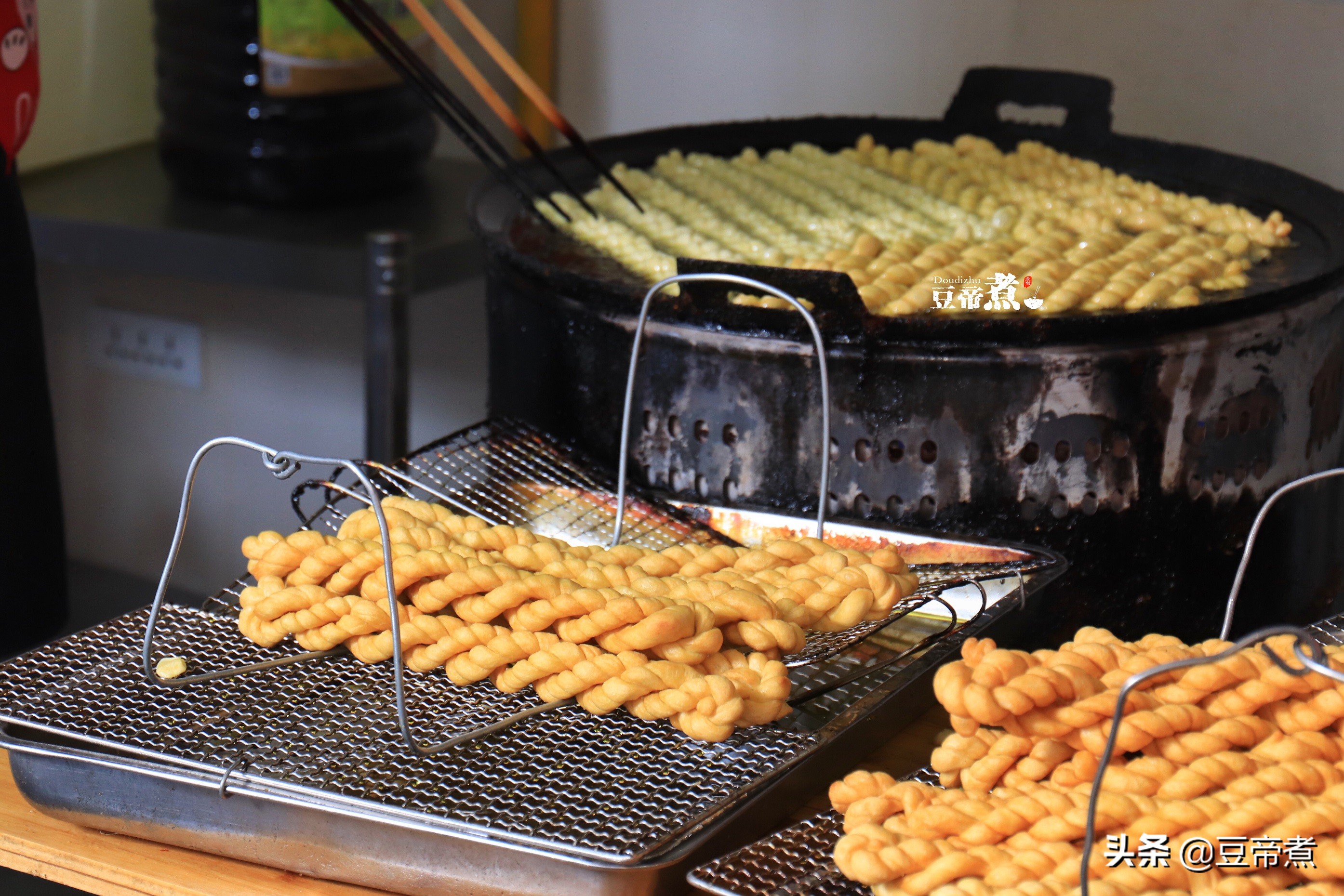 今年串门的亲戚全都不来了，我所准备的东西，够我闭关吃一个月