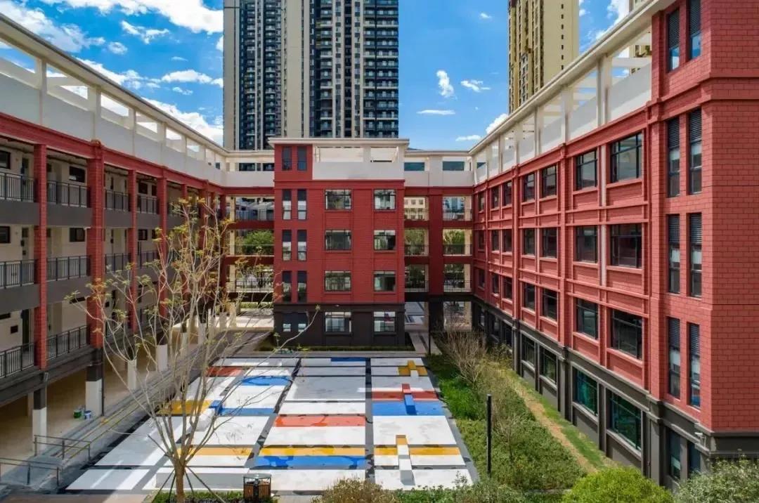 昆明目前低价买学位房划算吗,为了孩子买高价学位房