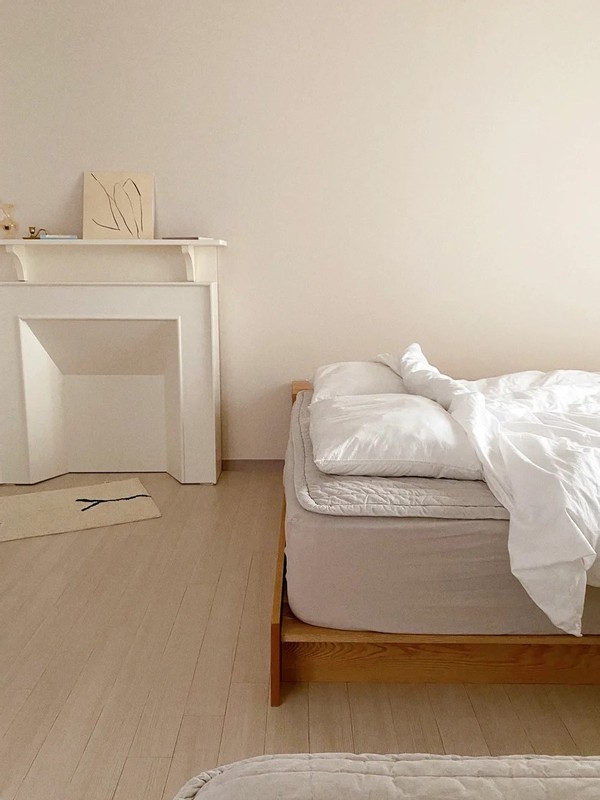 韩国太太客厅坚持不放柜子，茶几扔掉，116㎡反而比样板间干净