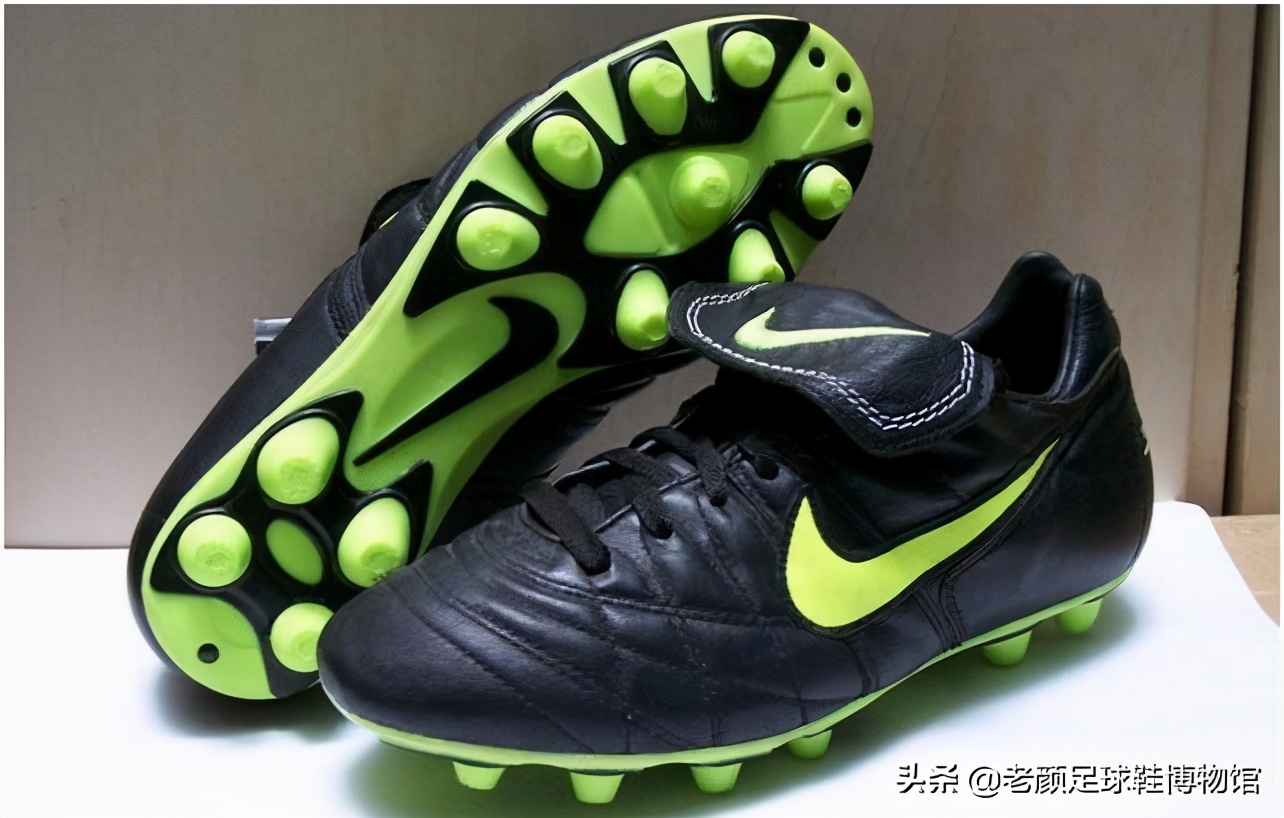 17岁签约nike,t90头号代言人欧锦赛反水怒喷球鞋散热差